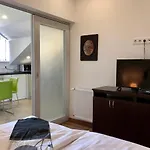 Apartament White