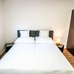 White Apartament *