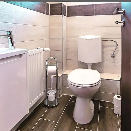 Apartament White