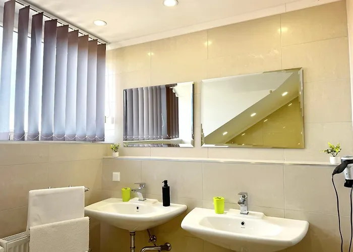 White シオーフォク