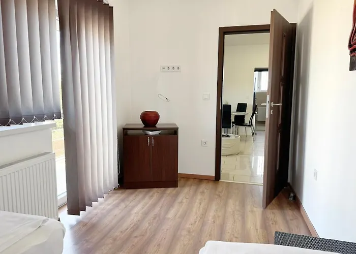 Apartament White